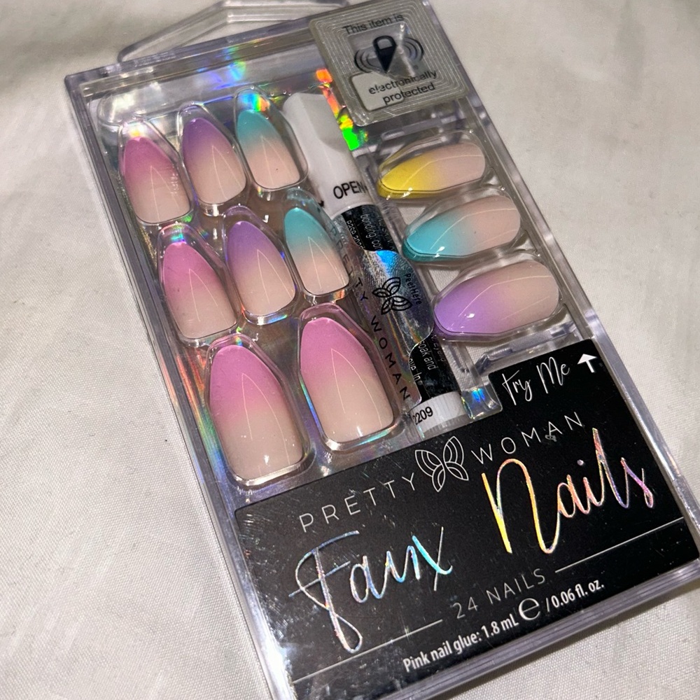 Faux Nails